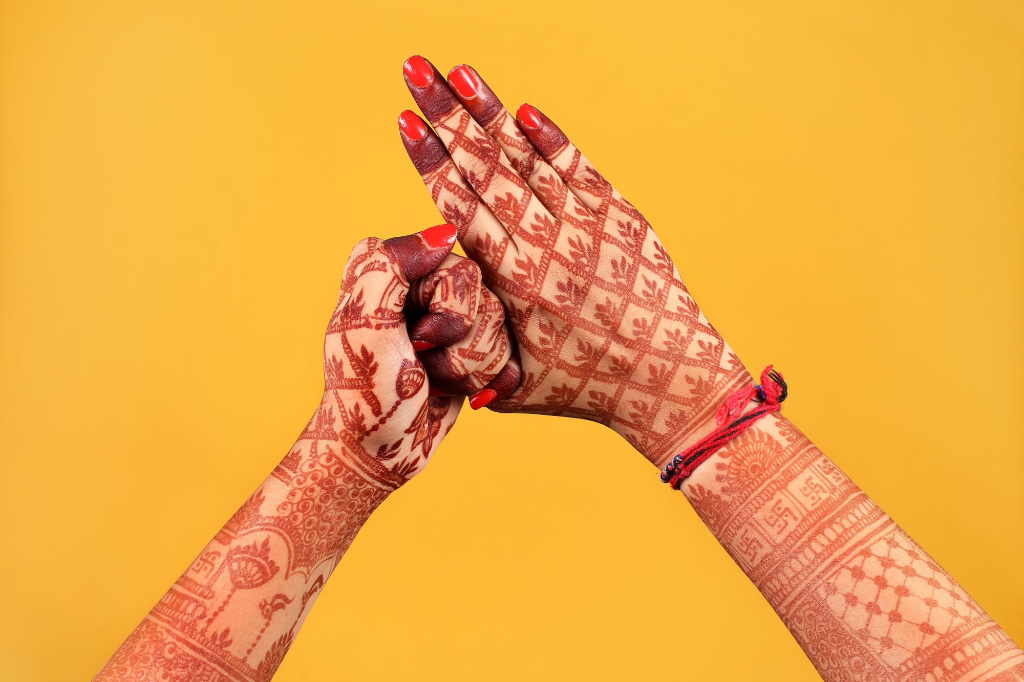 Minimal Mehendi